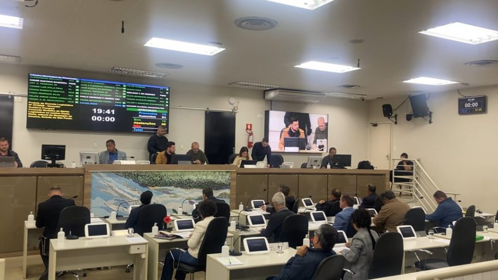 Sessão da Câmara de Piracicaba é encerrada por falta de quórum