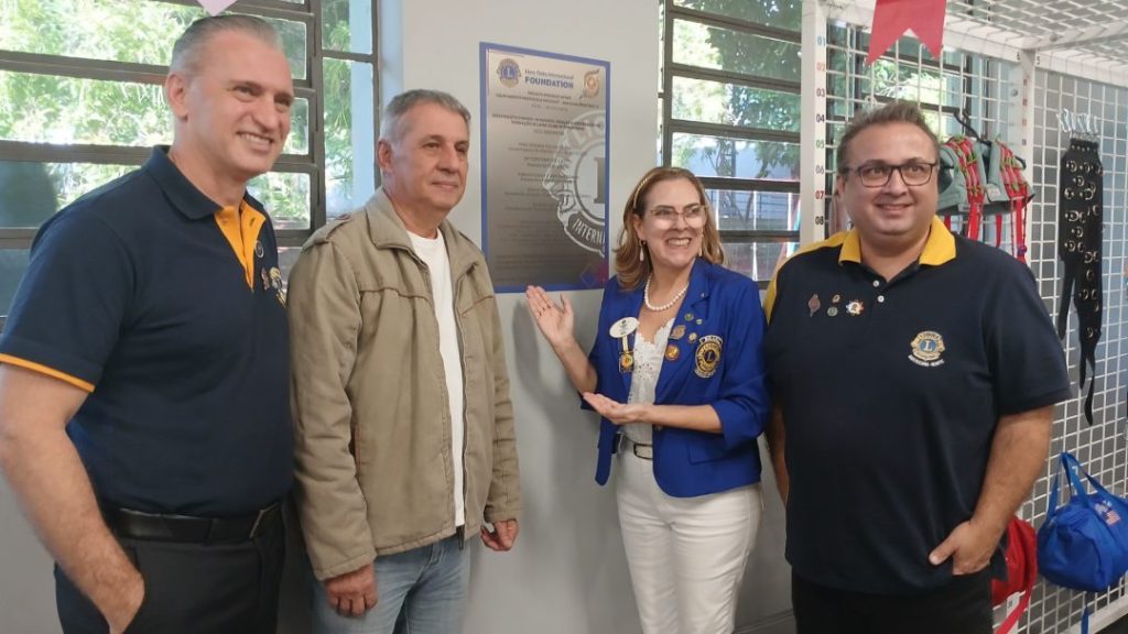 Lions Clube de Americana entrega novo equipamento para a Apae