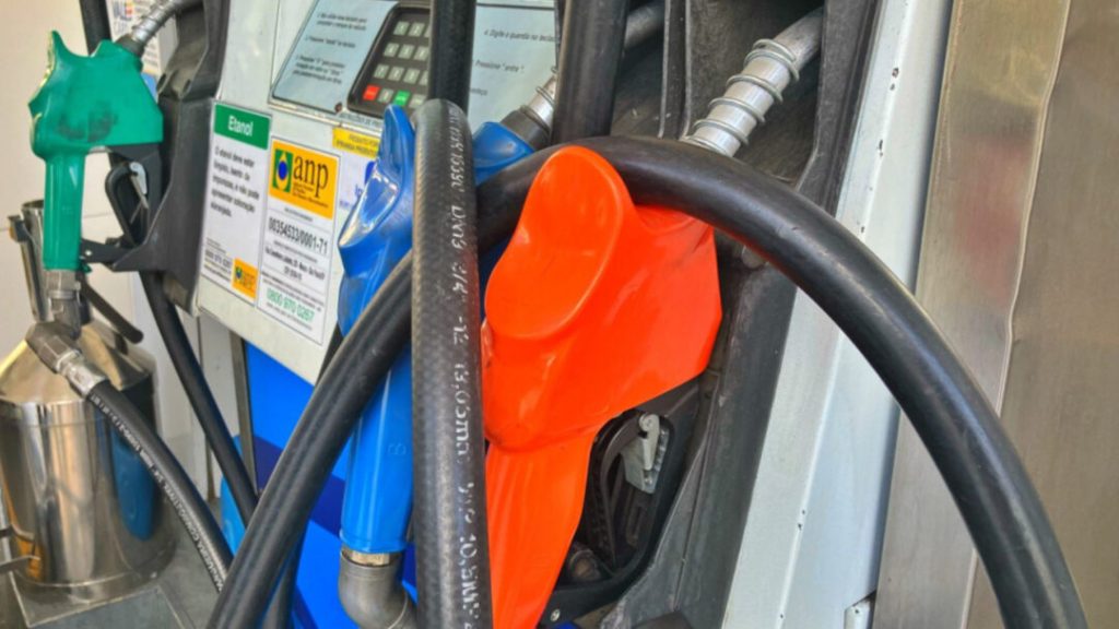 Ipem-SP orienta sobre os cuidados na hora do abastecimento de veículos