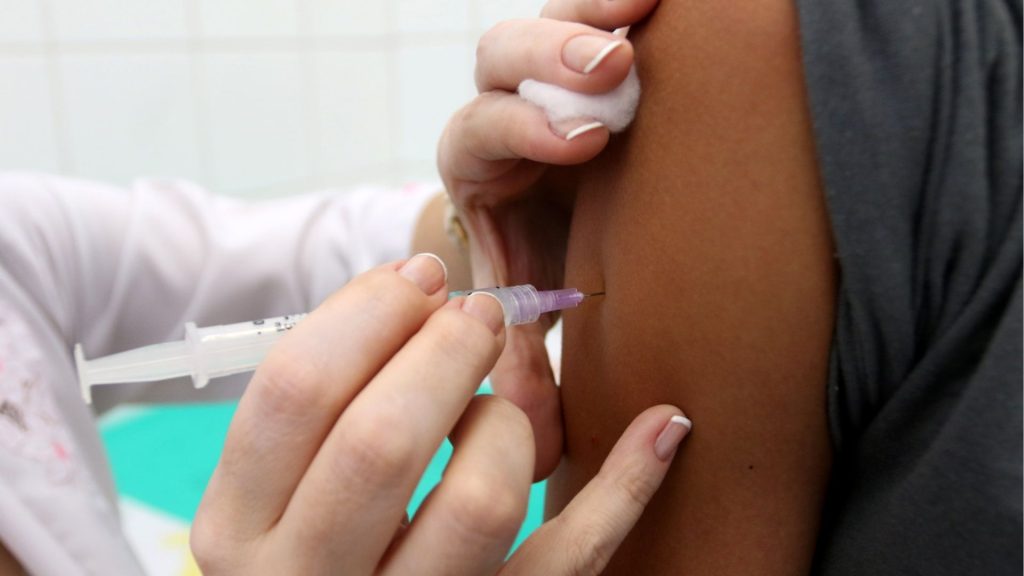 Hortolândia fará busca por adolescentes não vacinados contra HPV