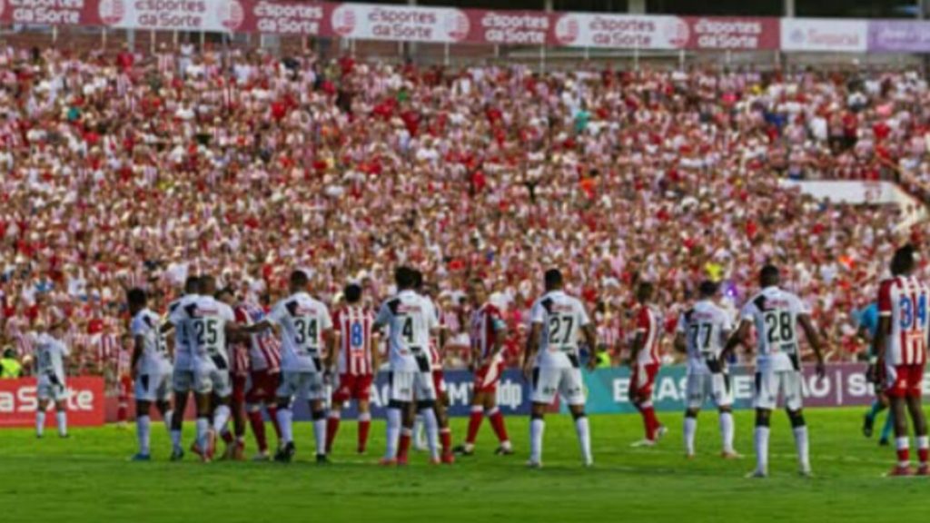 Ponte Preta vence o Náutico fora de casa e fica muito perto do acesso à Série B