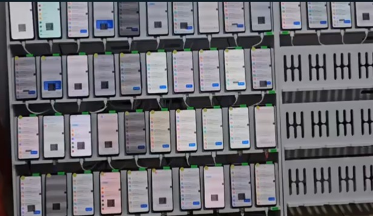 Ataques de mensagens falsas crescem 80% no Brasil e atingem 553 milhões de detecções; IA é usada para automatizar golpes em massa