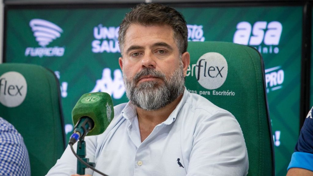 Presidente do Guarani se manifesta sobre fase do clube