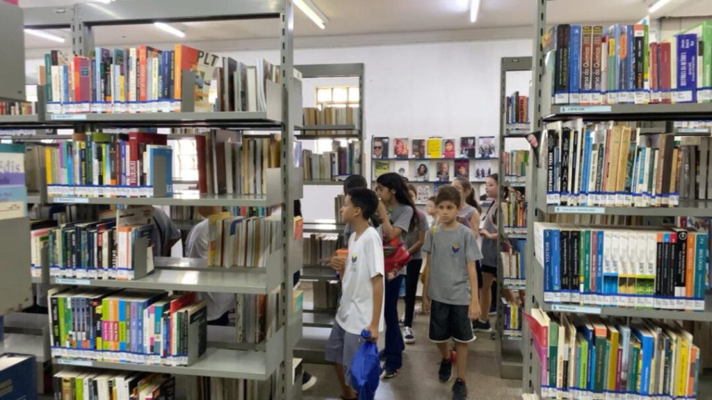 Biblioteca de Americana completa 70 anos e celebra a literatura para todos