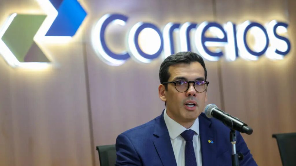 Correios preveem fechar mil agências e 15 mil demissões voluntárias