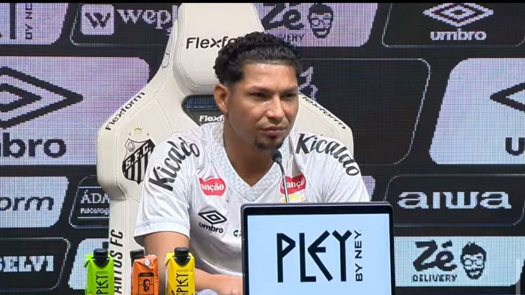 Novo Camisa 11 quer Jogar com Neymar na Vila