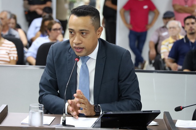 Levi Rossi sugere realização de feiras gastronômicas noturnas em bairros de Americana